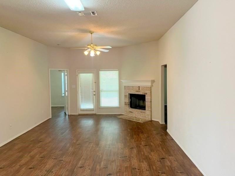 8055 Raleigh Dr - Photo 5 of 24