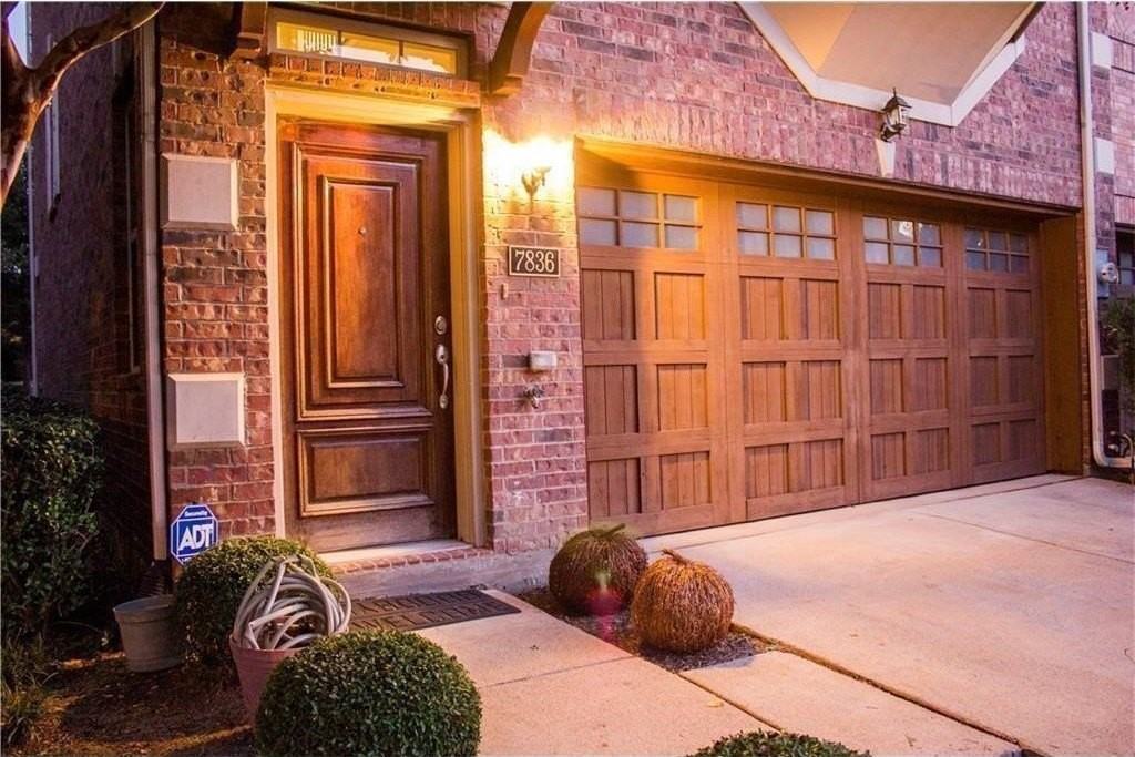 7836 Fox Horn Dr