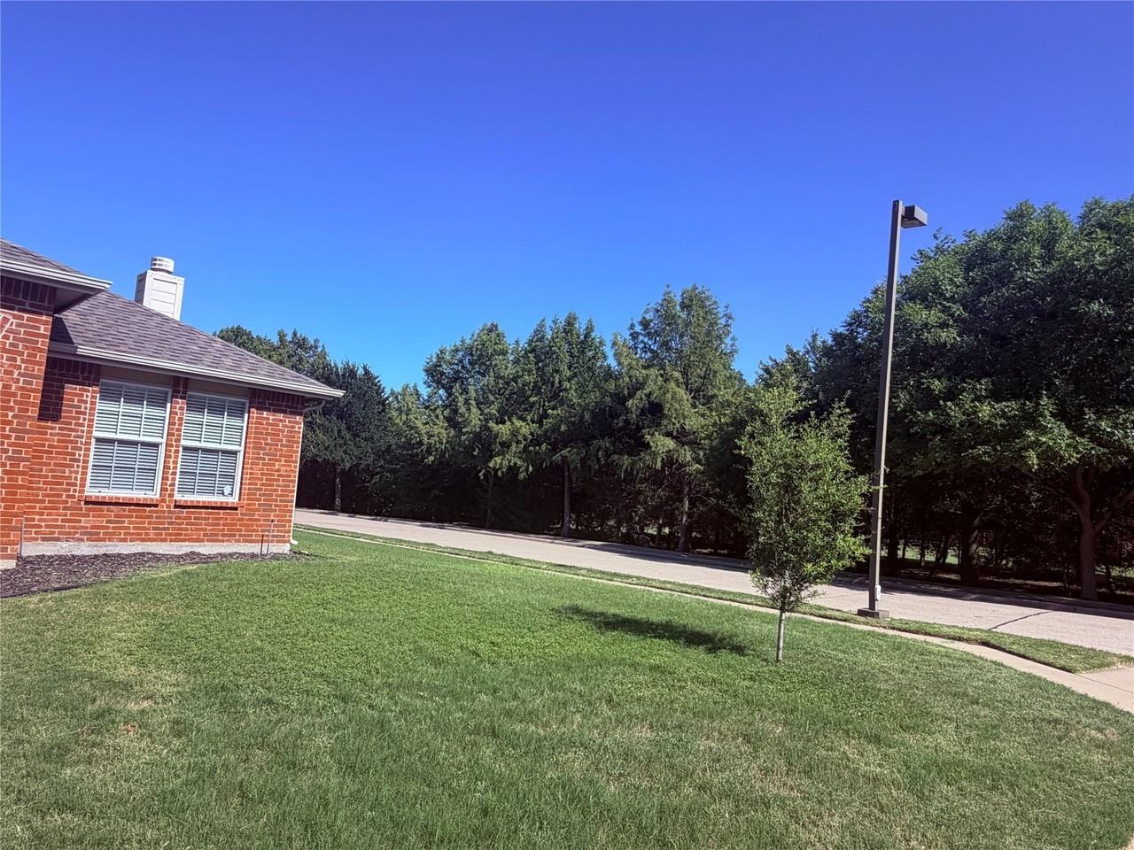 1700 White Rock Ct - Photo 2 of 16