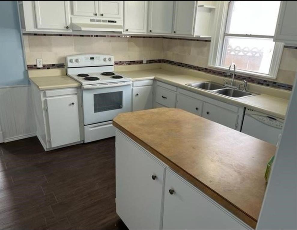411 Cooke St - Photo 7 of 22