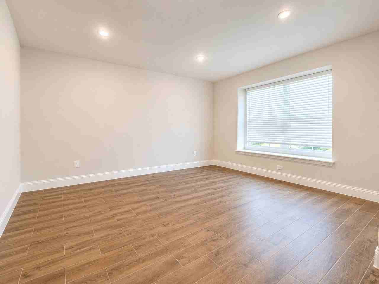 1212 Castiglione Ln - Photo 2 of 18