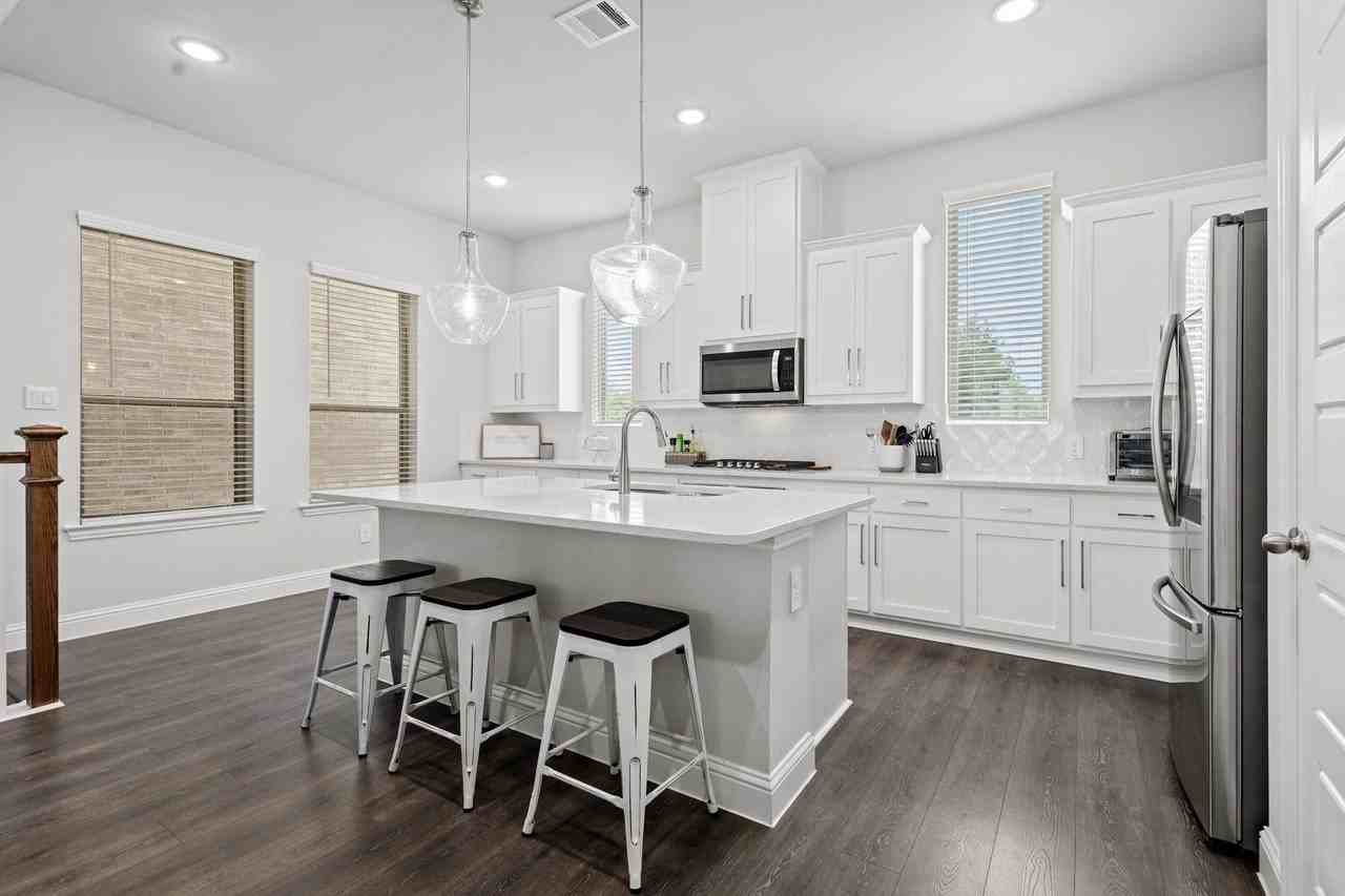 2248 Palomino St - Photo 2 of 20