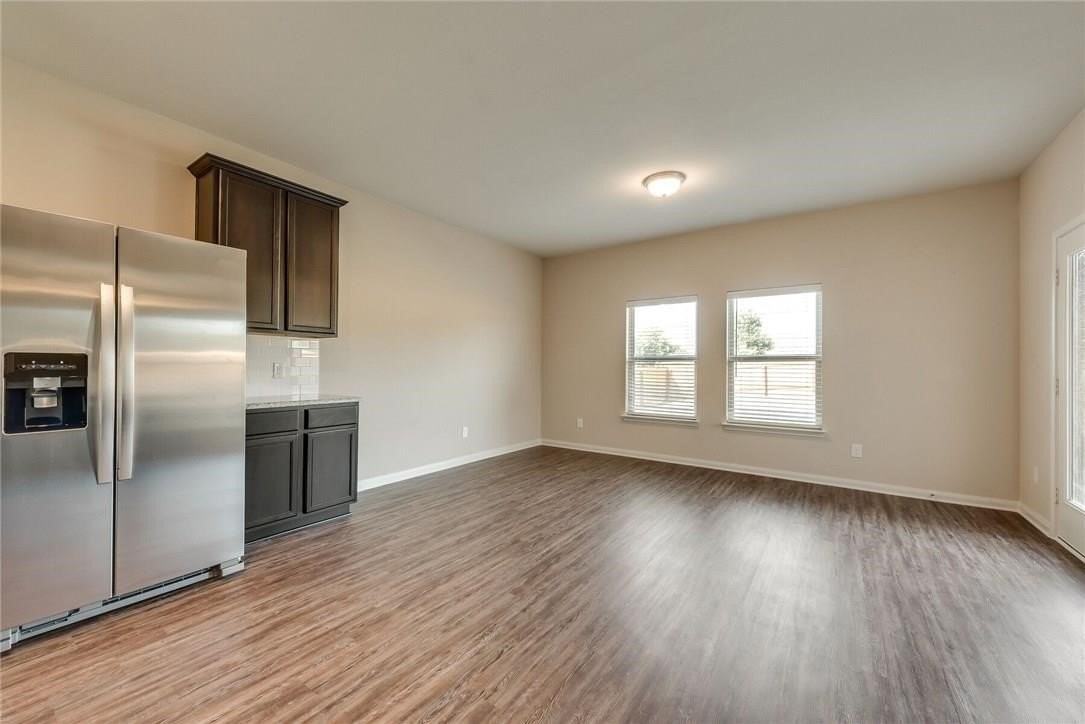 232 Elam Dr - Photo 2 of 12