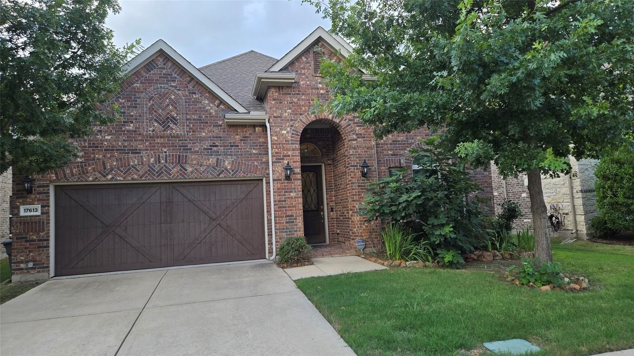 17613 Pinyon Ln - Photo 2 of 23