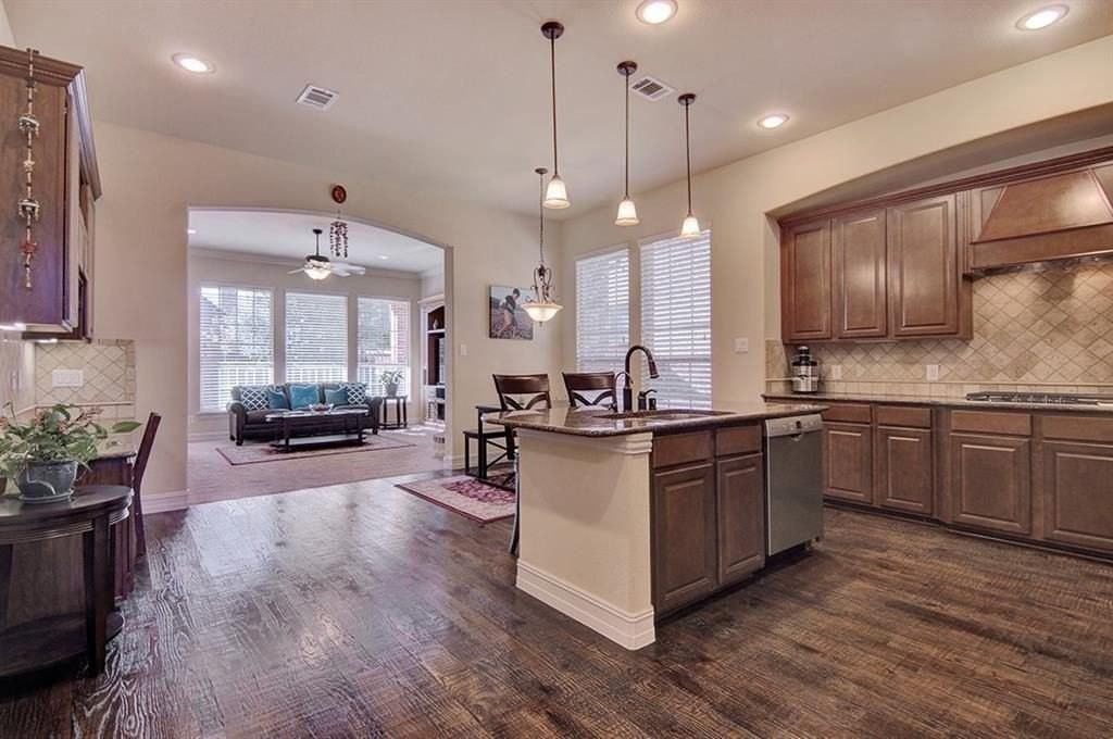 3119 Appalachian Ln - Photo 5 of 18