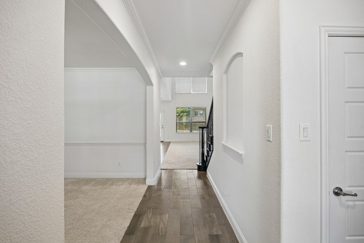 15920 Gladewater Ter - Photo 3 of 38