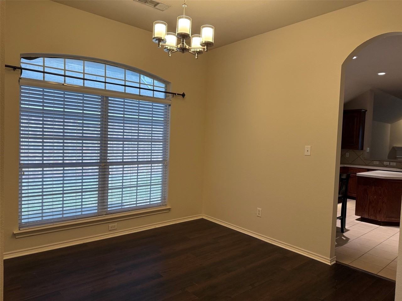 5827 Silver Sage Ln - Photo 7 of 27