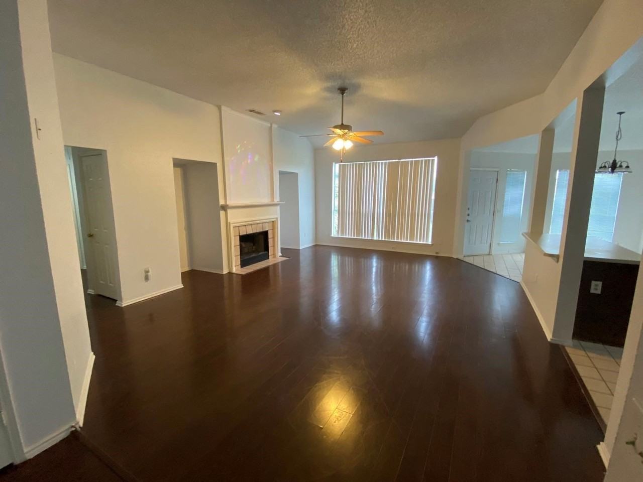 2801 Clearmeadow Dr - Photo 3 of 12
