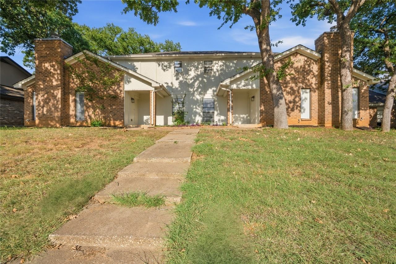 1620 Brown Trl