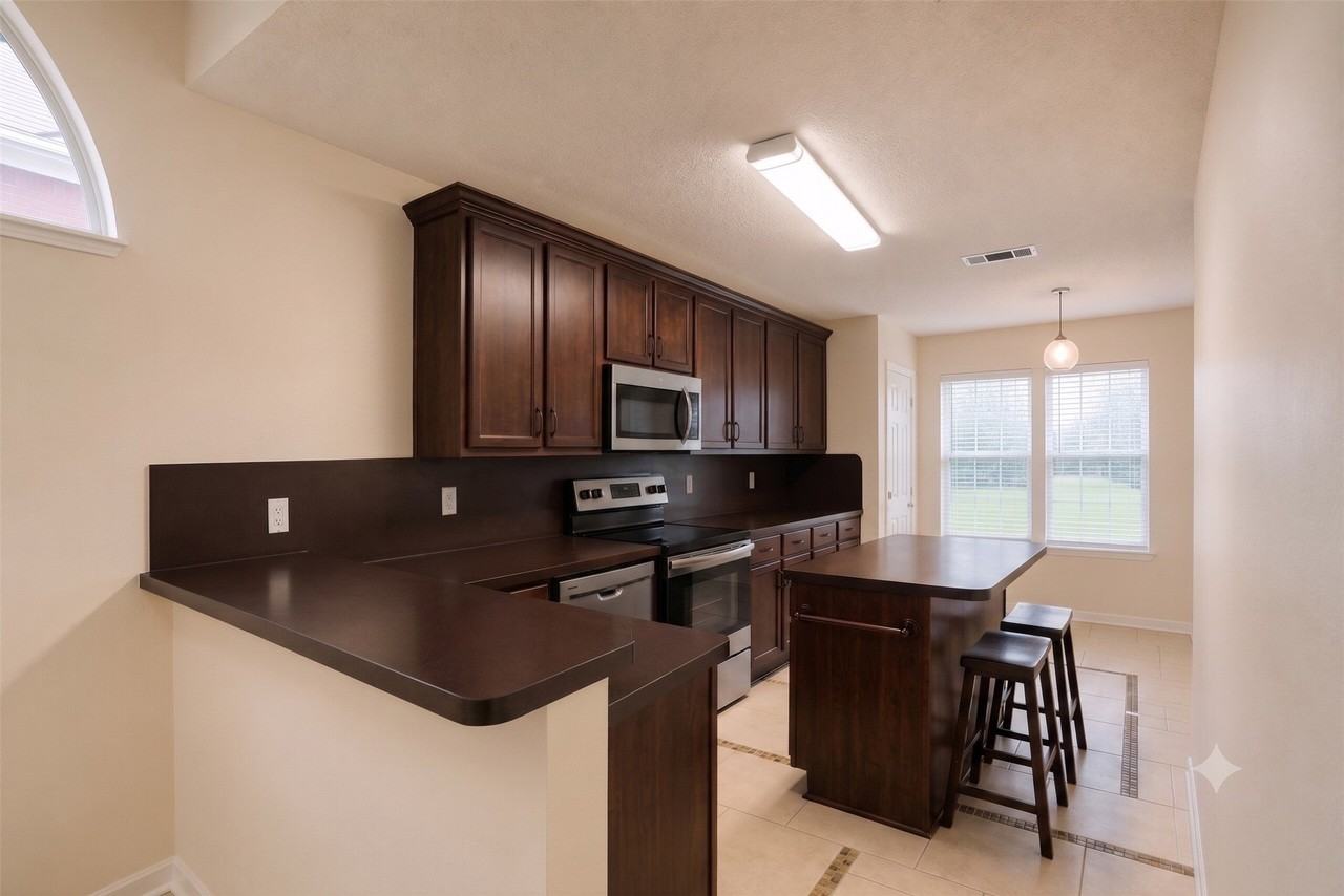 2737 Windswept Ln - Photo 6 of 17