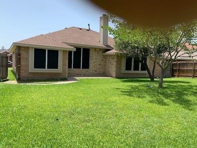 2324 Cantura Dr - Photo 2 of 14
