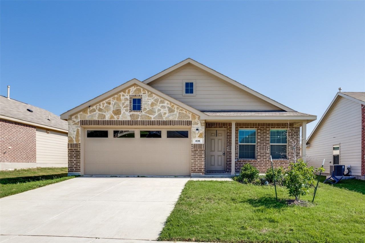 436 Frio Pass Trl - Photo 2 of 24
