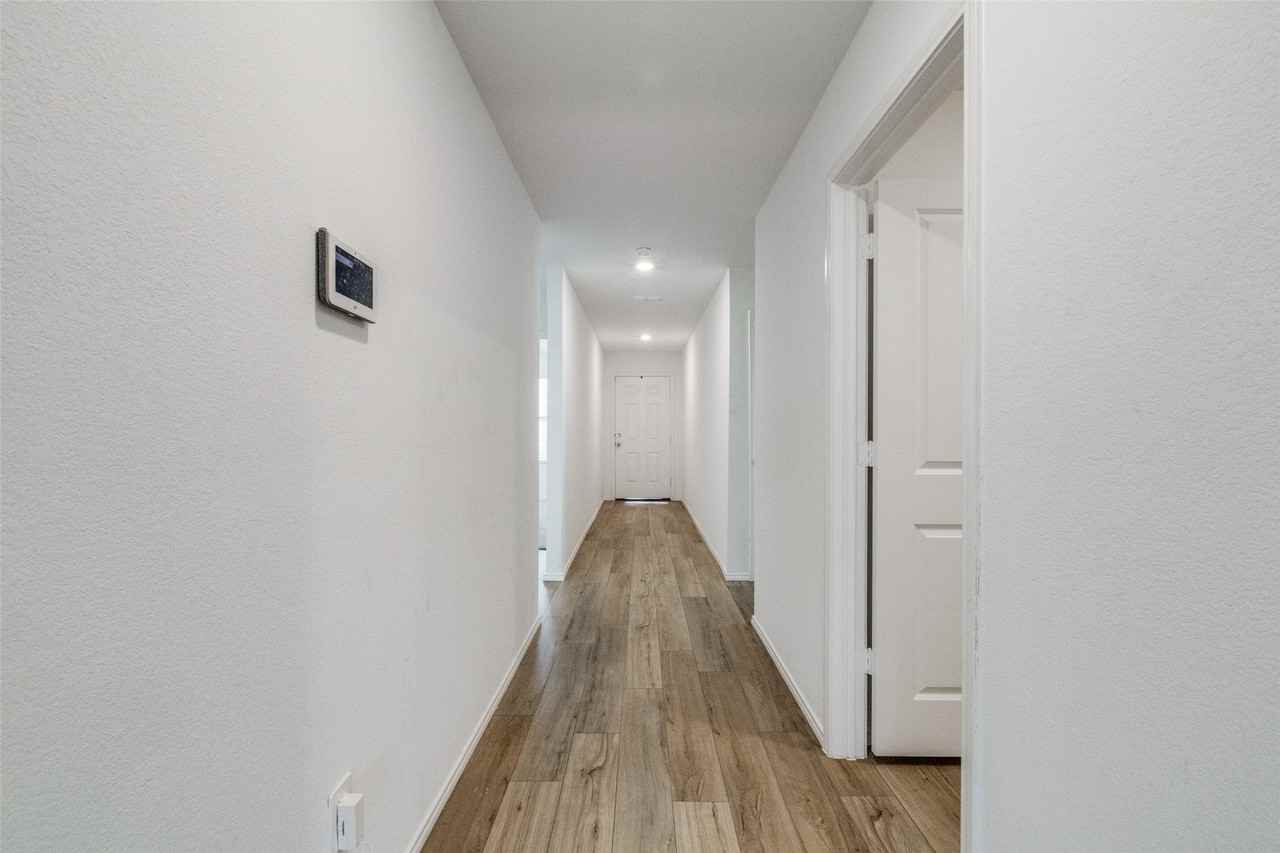436 Frio Pass Trl - Photo 6 of 24
