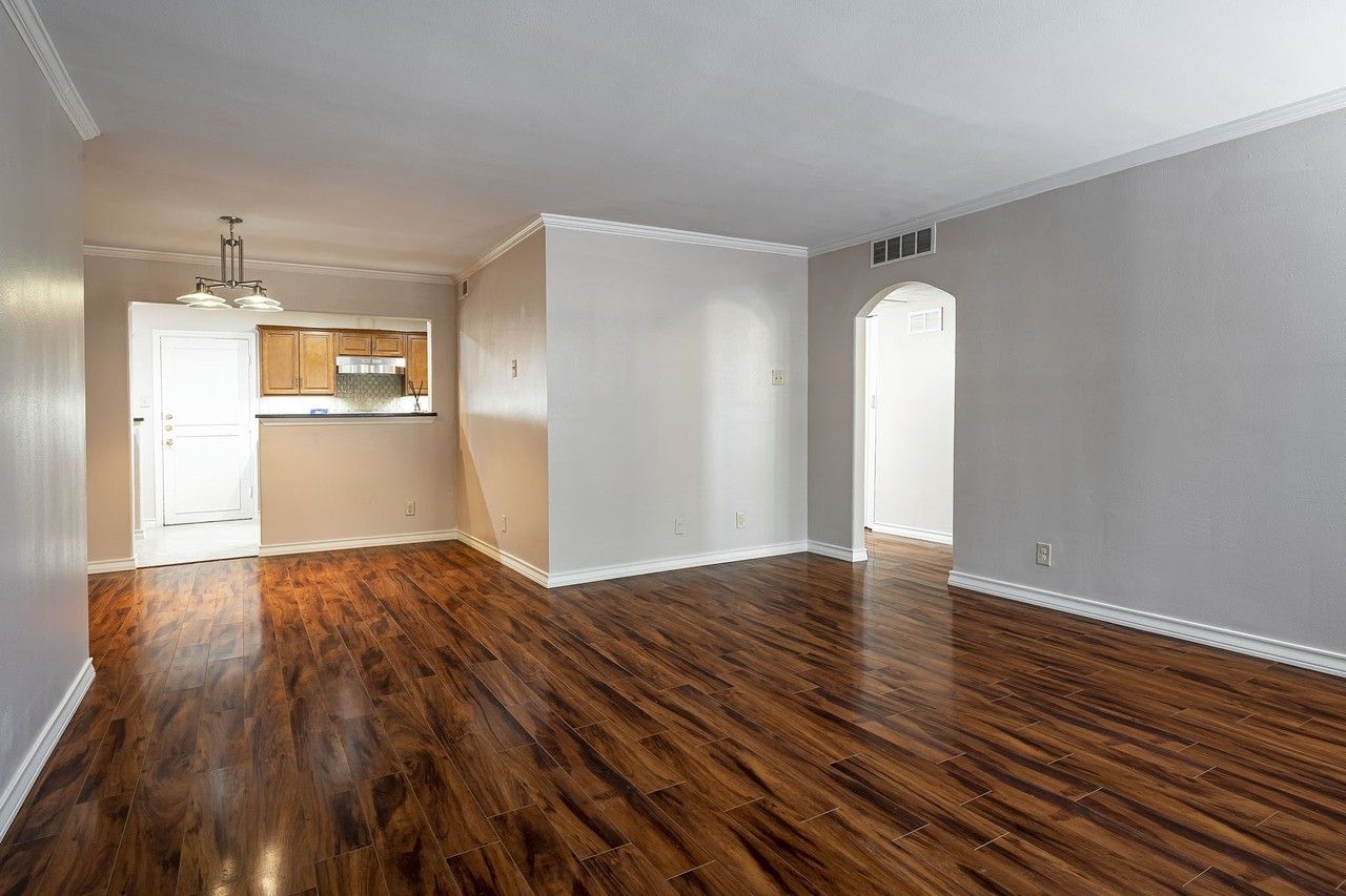 10757 Villager Rd #B - Photo 3 of 36
