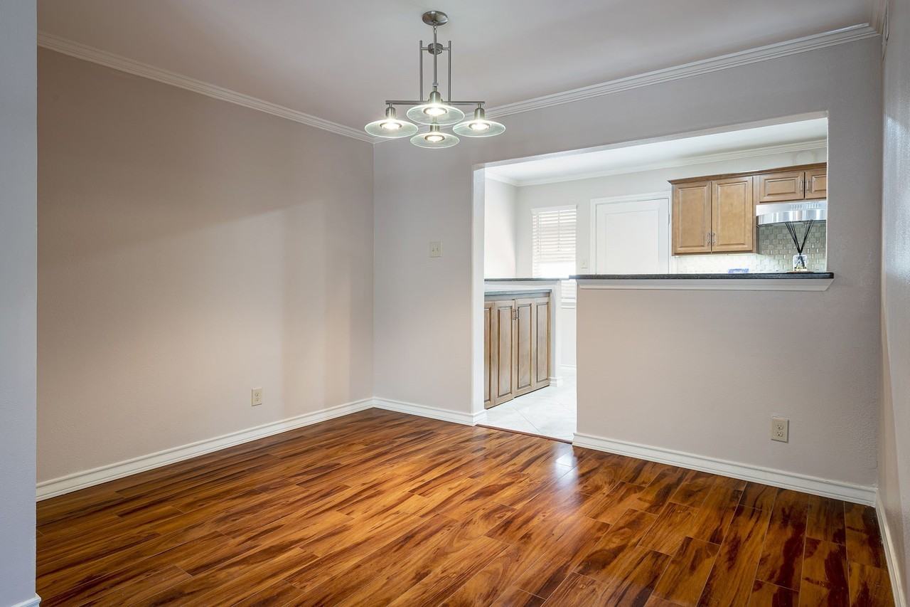 10757 Villager Rd #B - Photo 5 of 36