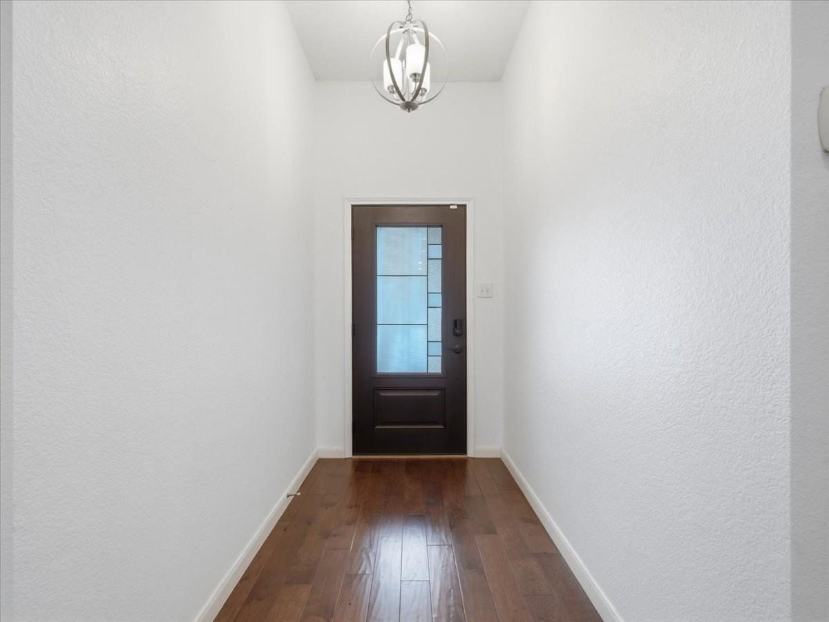 1039 Wood Brook Dr - Photo 6 of 29