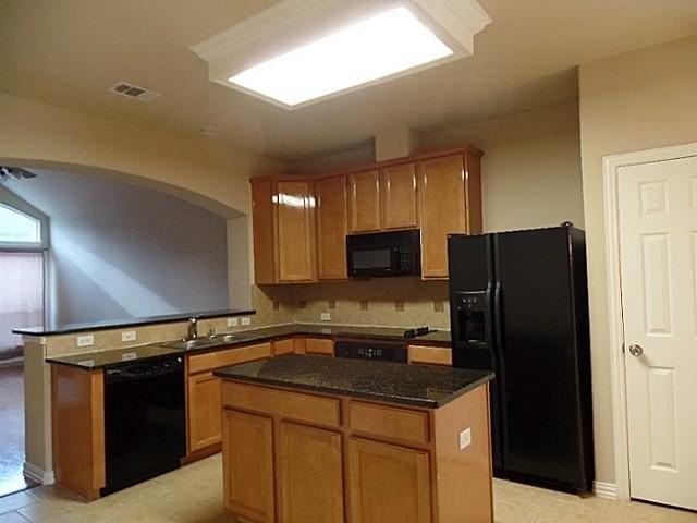 7112 Jessup Ct - Photo 6 of 11