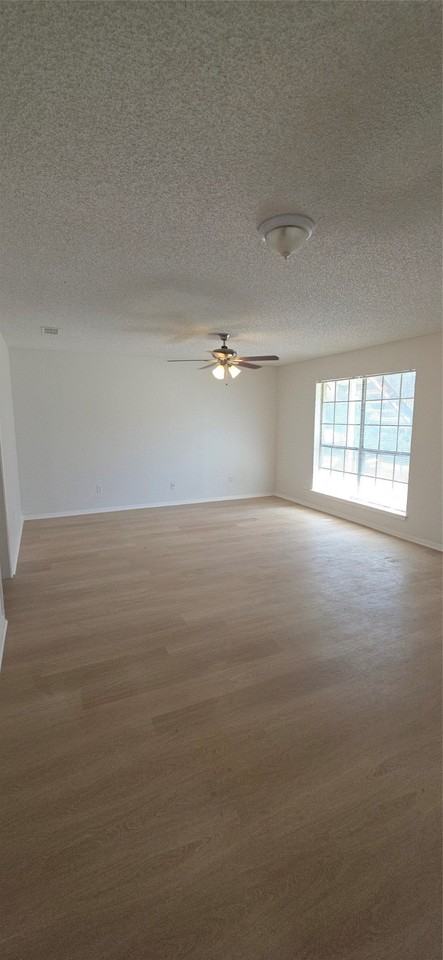 233 Vista Way #235 - Photo 4 of 25