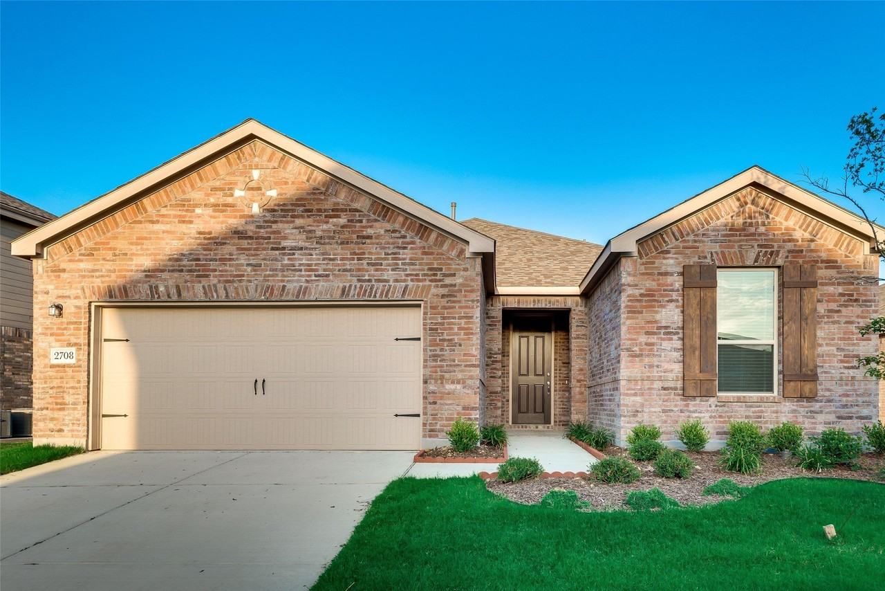 2708 Ryder Ln - Photo 2 of 20