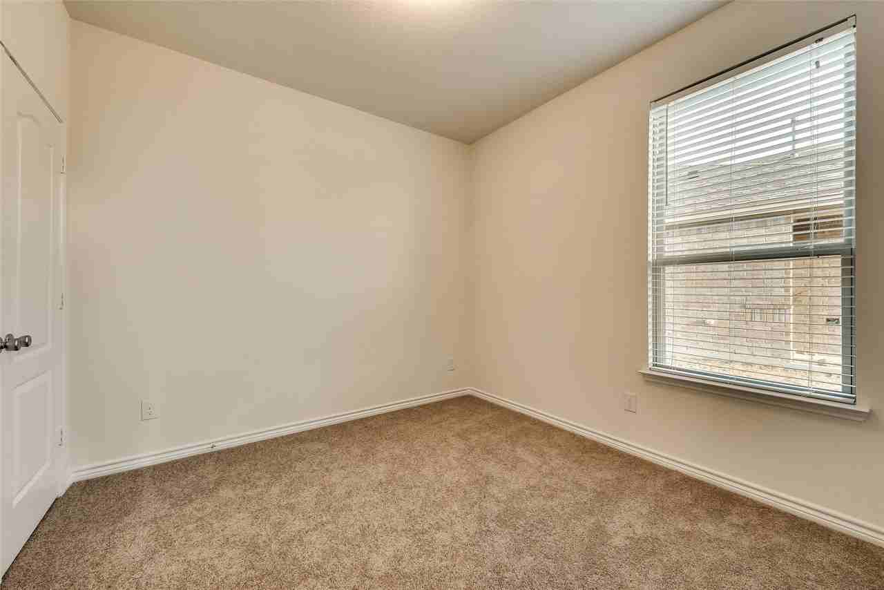 2708 Ryder Ln - Photo 6 of 20