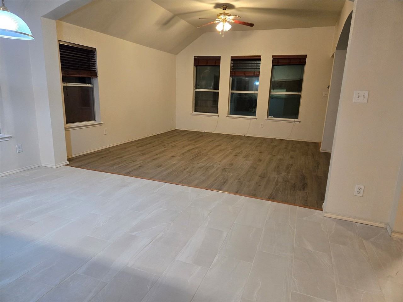 606 Zollman Ct - Photo 7 of 22