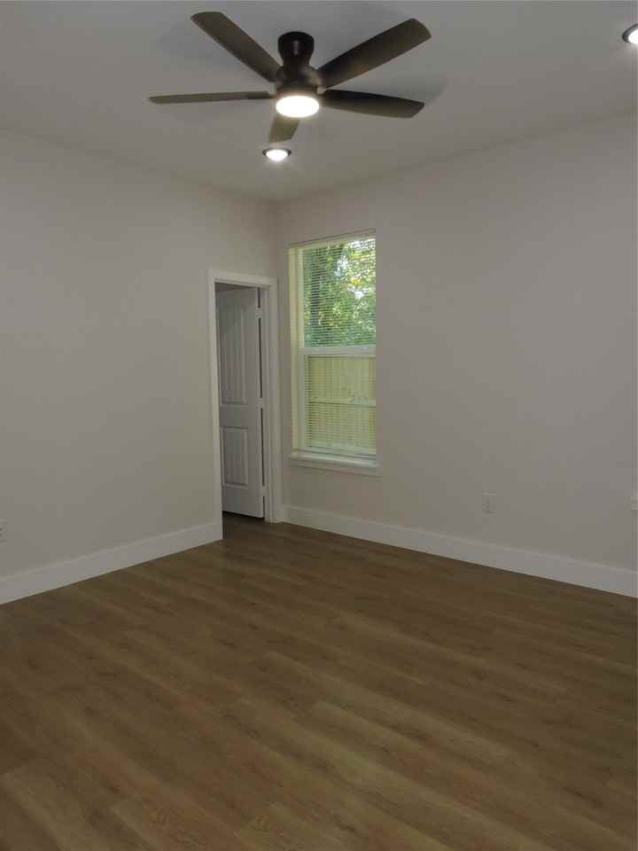 163 Lake Creek Dr - Photo 7 of 19