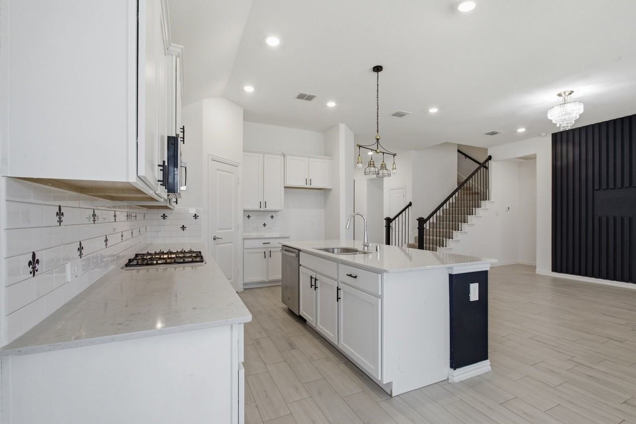 700 Pistachio Pkwy - Photo 2 of 38