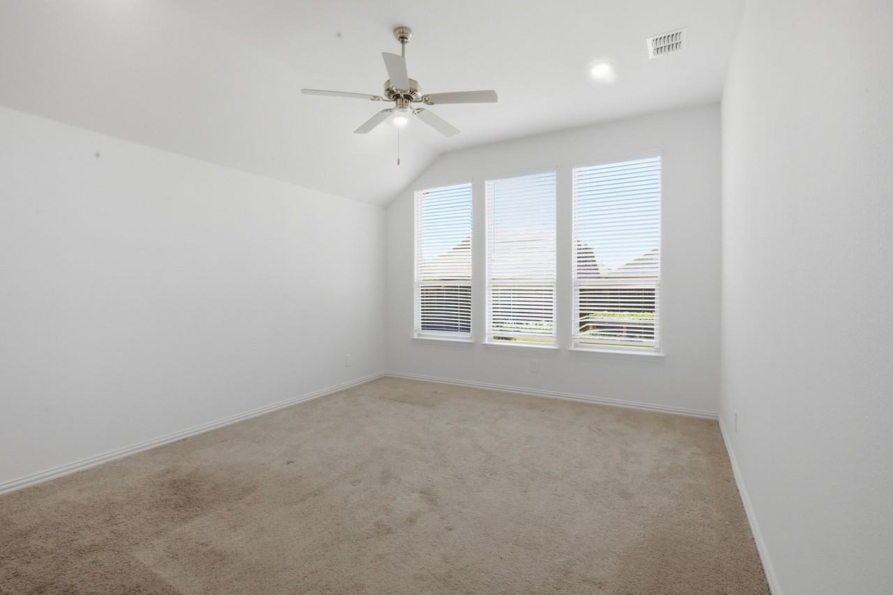 700 Pistachio Pkwy - Photo 4 of 38