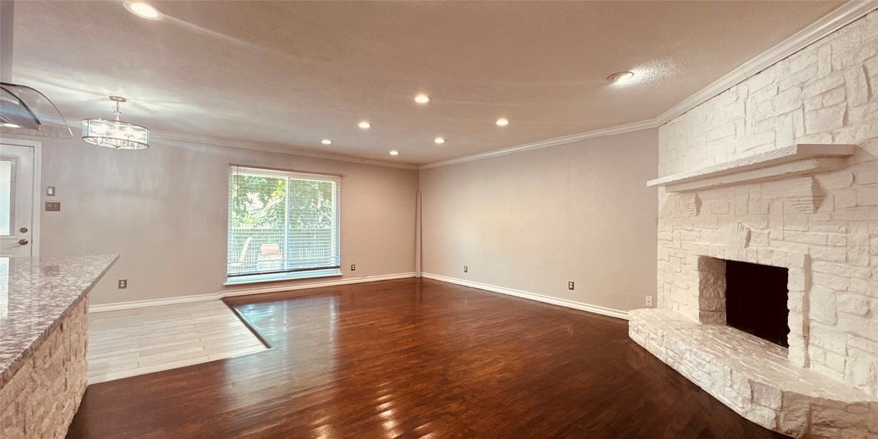 153 W Way Dr - Photo 3 of 22