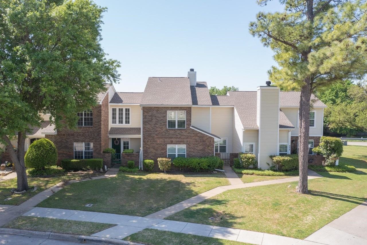 846 Creekside Dr - Photo 2 of 21
