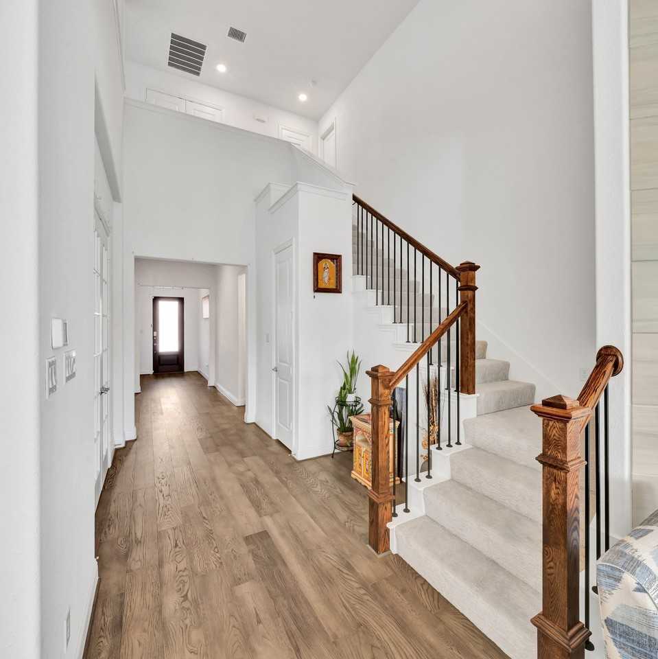 306 Dove Falls Dr - Photo 3 of 40