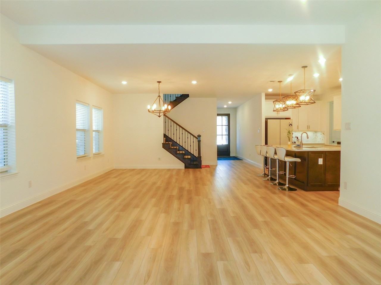 2457 Pinnacle Pl - Photo 5 of 32