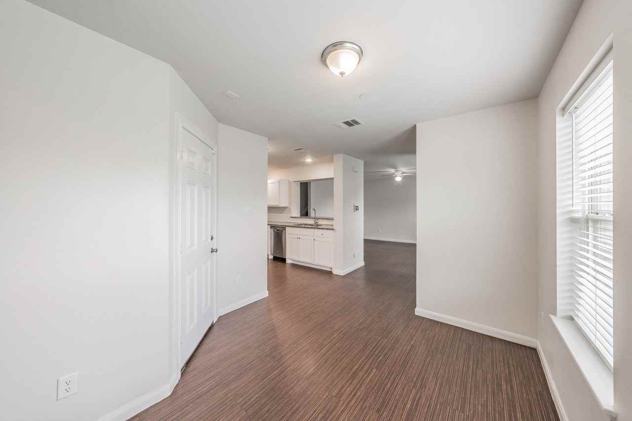 3518 Milan St - Photo 4 of 38