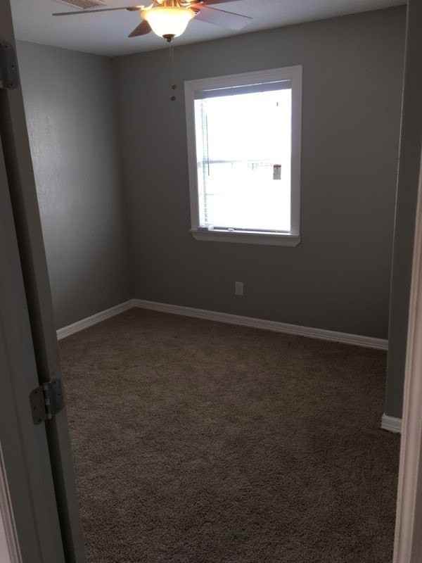 4027 Puget St - Photo 7 of 15
