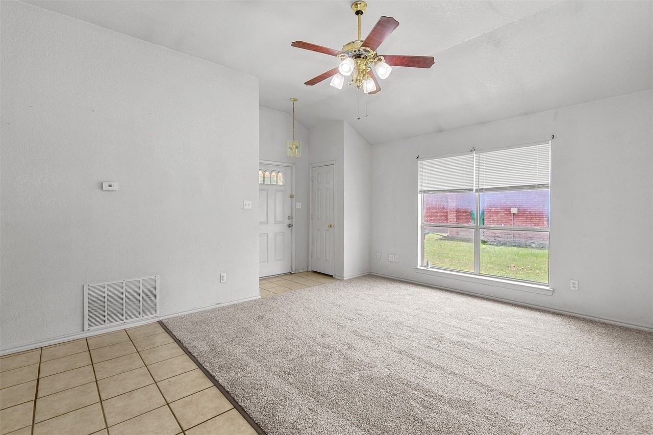 210 Joshua Blvd #210 - Photo 5 of 22