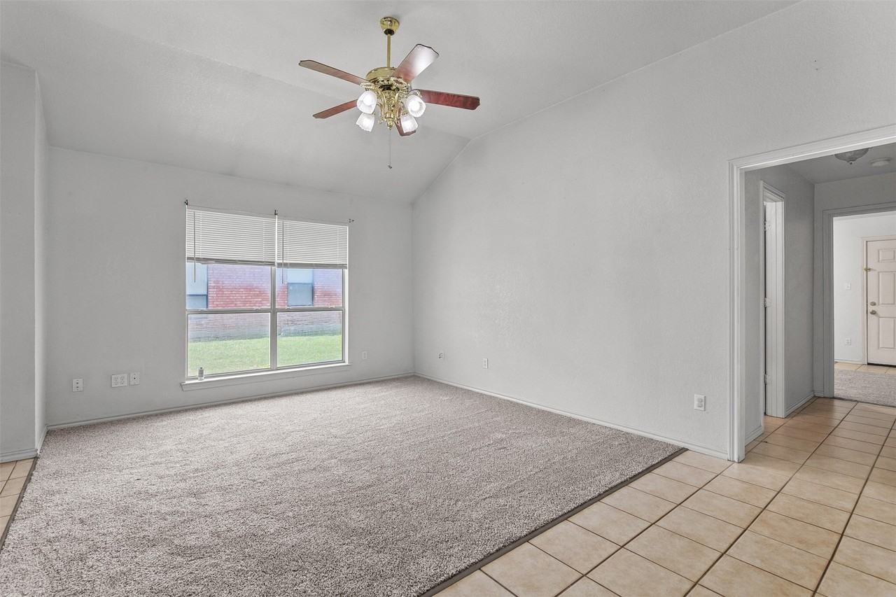 210 Joshua Blvd #210 - Photo 6 of 22