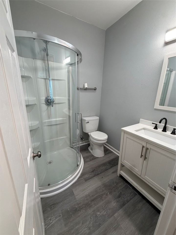 1711 Oriental St - Photo 7 of 16