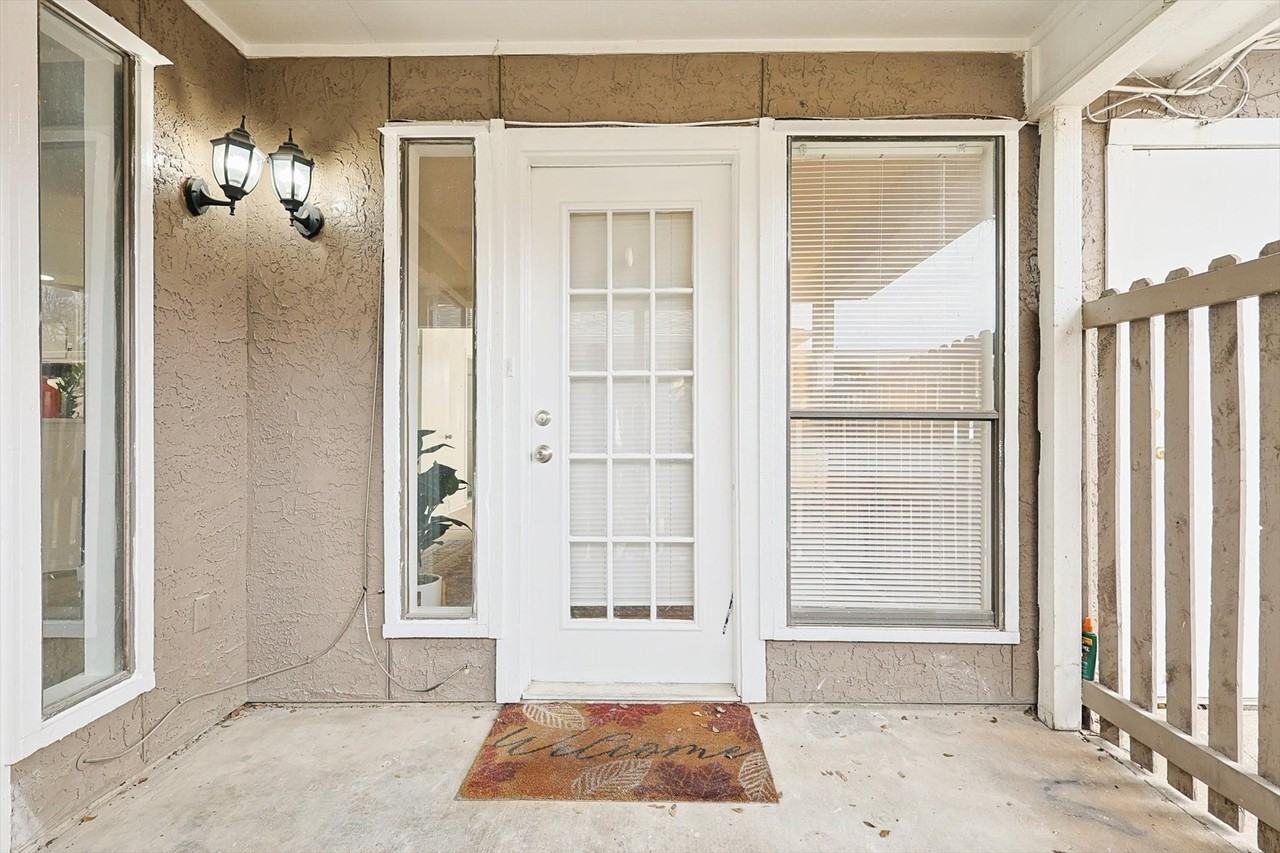 7652 Ronnie Dr - Photo 2 of 20