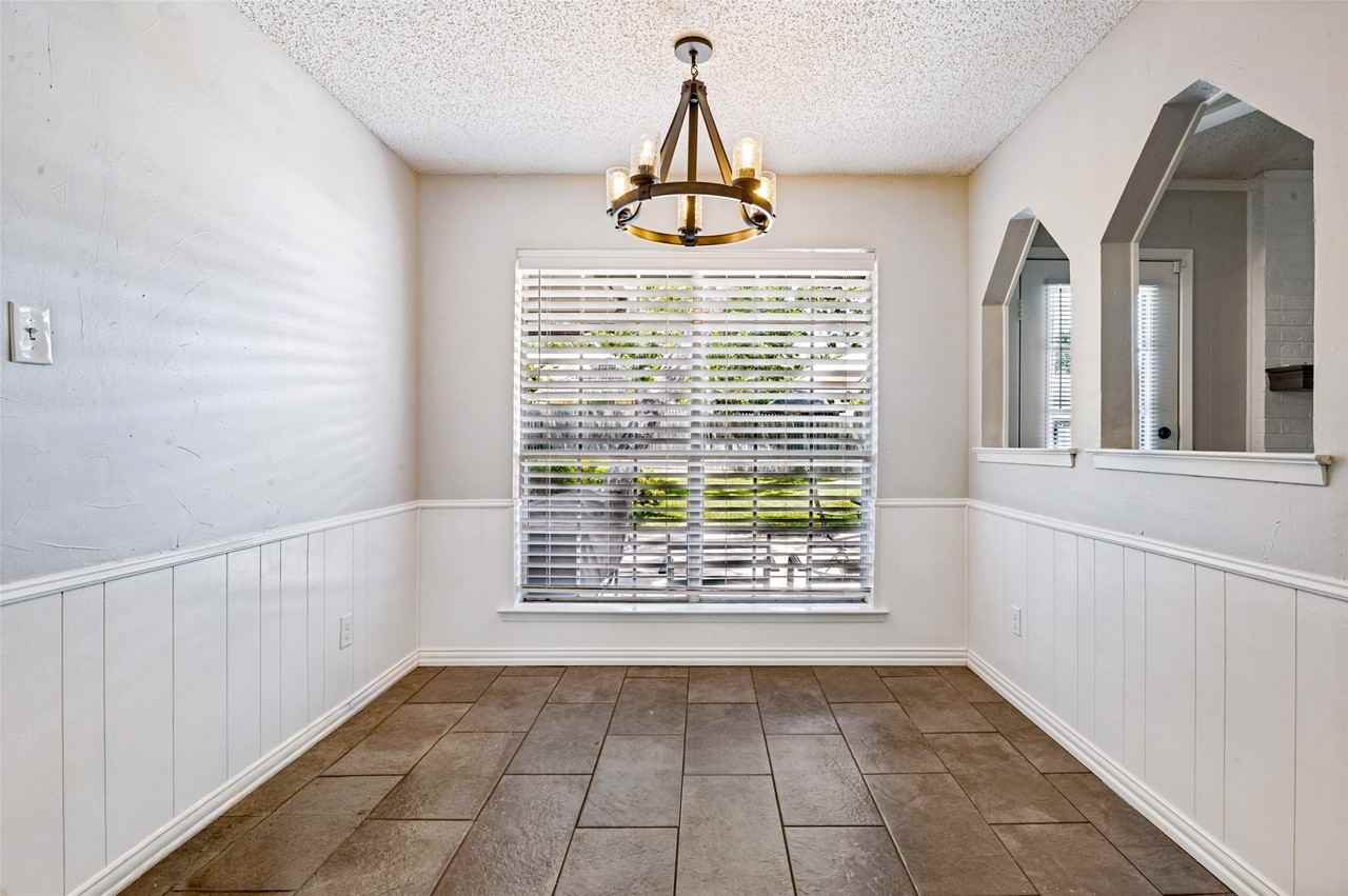 4717 Oak Valley Dr - Photo 4 of 12