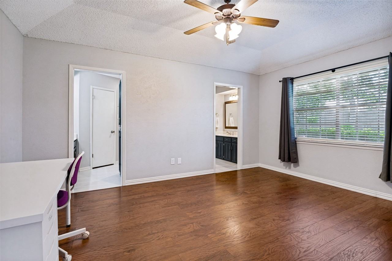 4717 Oak Valley Dr - Photo 6 of 12