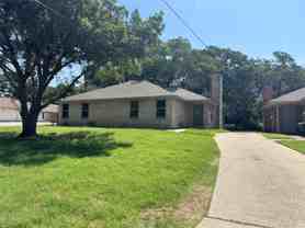 2212 Bolivar St - Photo 1 of 1