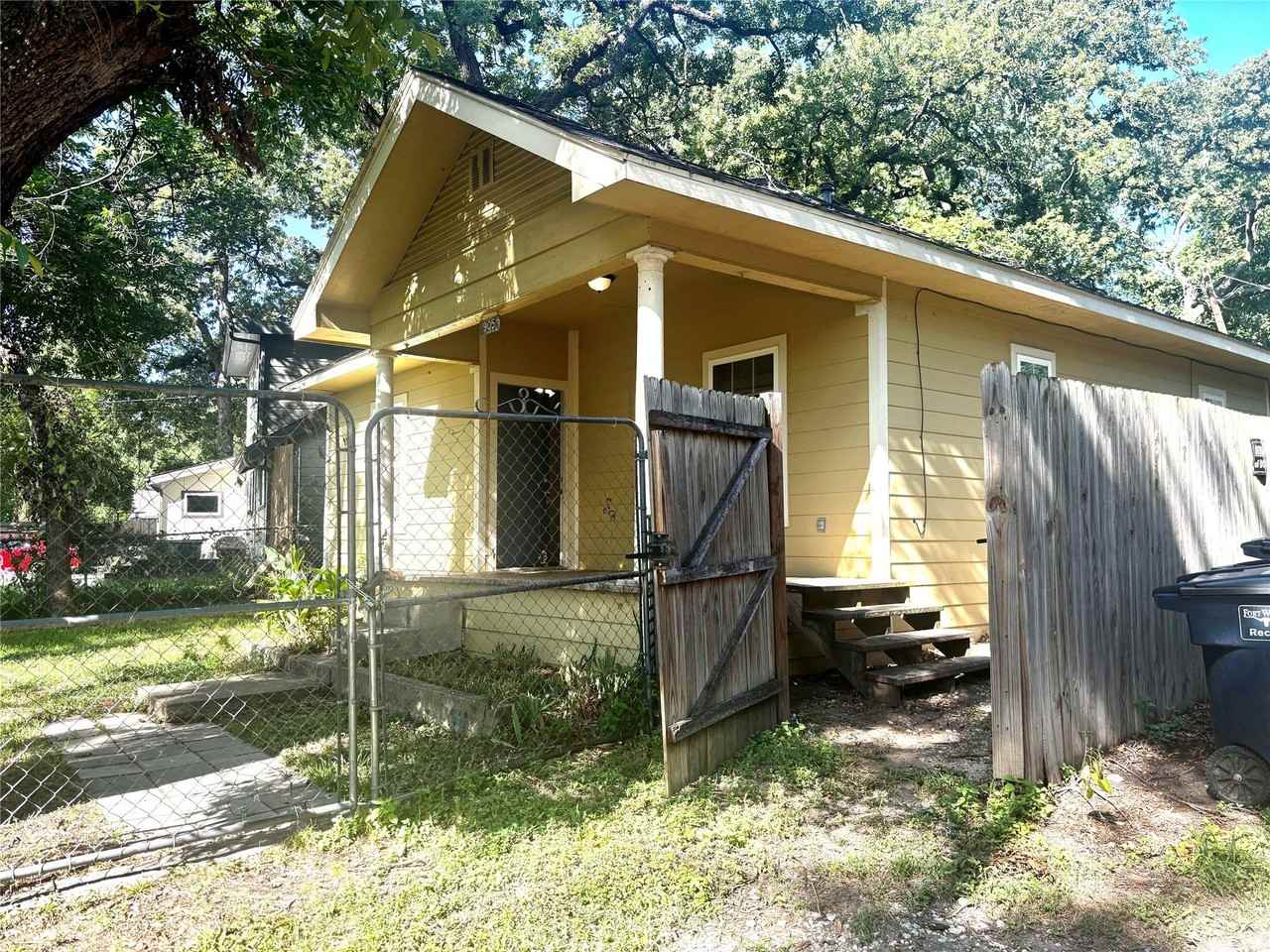905 Isbell Rd - Photo 3 of 30