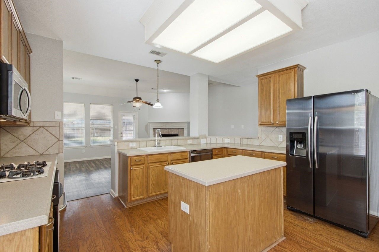 6208 Stewart Blvd - Photo 5 of 36