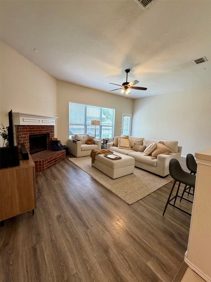 3017 Sweetleaf Dr - Photo 6 of 19