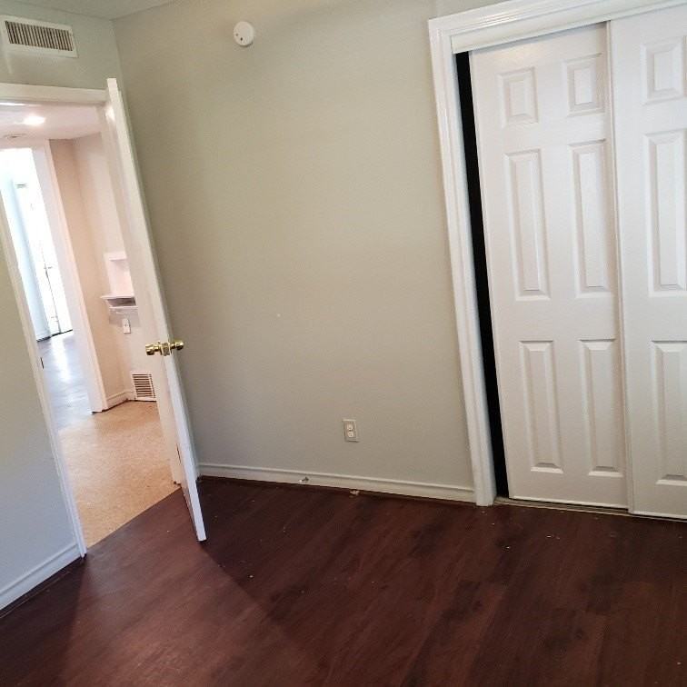 400 Oak Dr #2A - Photo 5 of 10