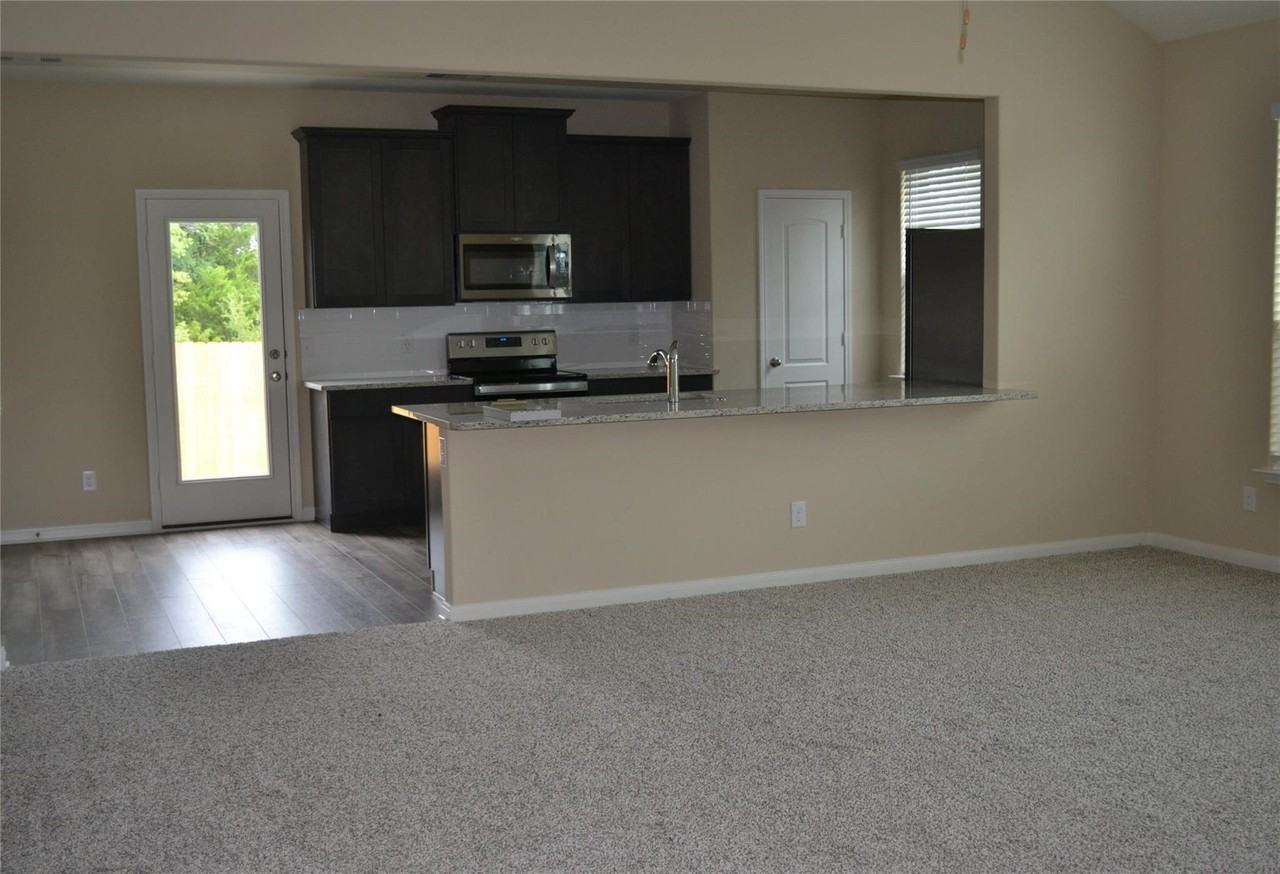 324 Wandering Stream Way - Photo 4 of 5