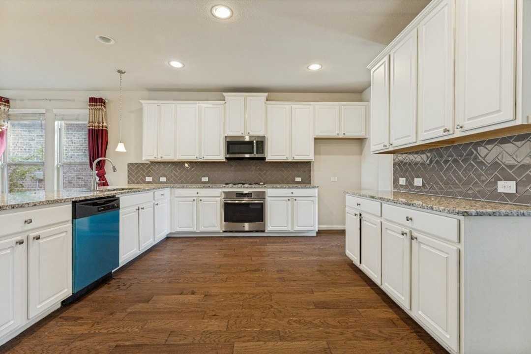 220 Black Alder Dr - Photo 5 of 16