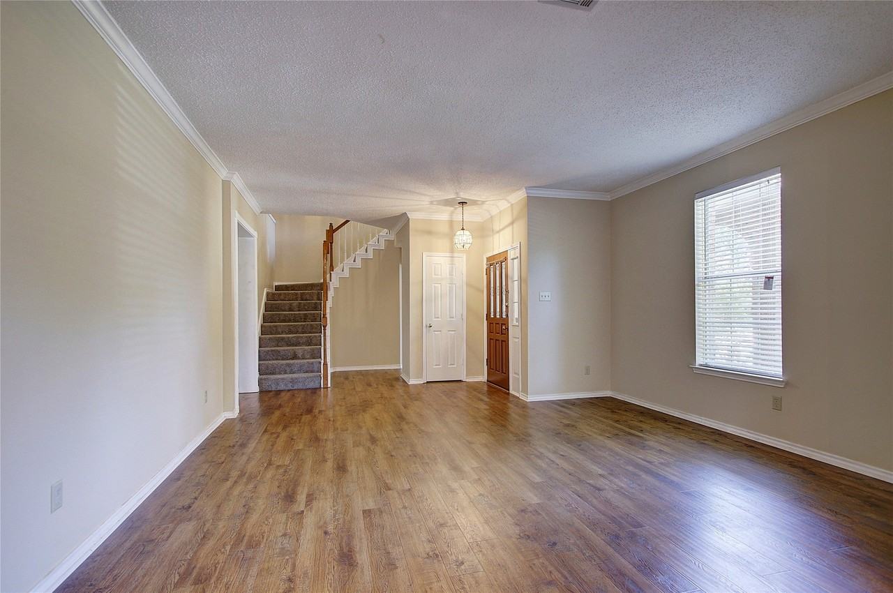 3632 Campstone Dr - Photo 4 of 30