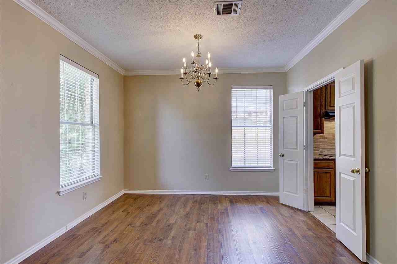 3632 Campstone Dr - Photo 5 of 30