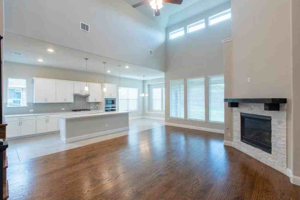 3125 Swather Dr - Photo 5 of 37